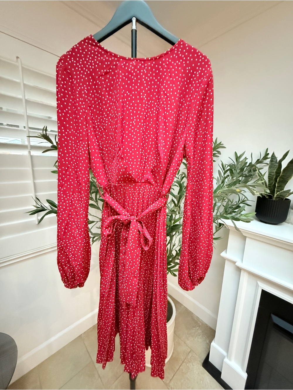 NWOT Women's Red Polka Dot Long Sleeve Tie-Waist Dress